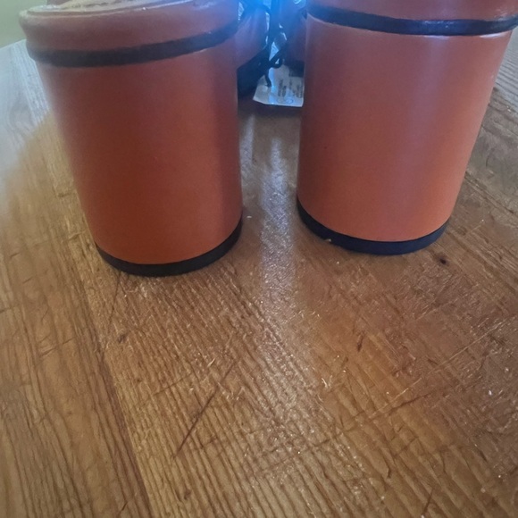 Zara sandals - Picture 2 of 3